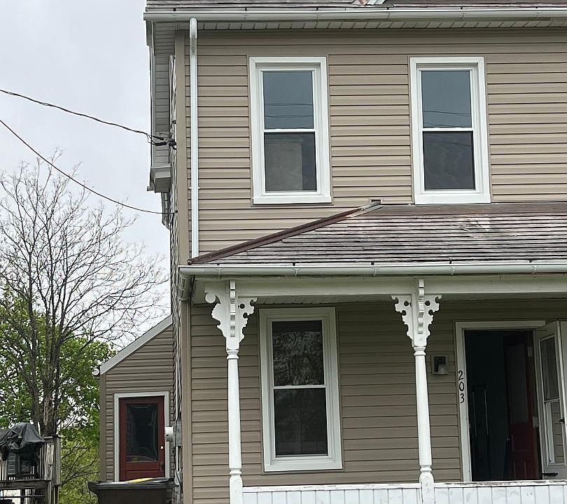 203 Broad St, Tatamy, PA 18085 Zillow