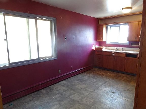 5th image of 4243 Murphy Ave