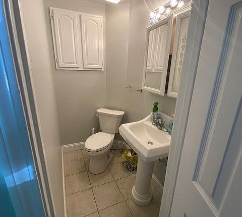 2nd image of 258 Main St Unit 1