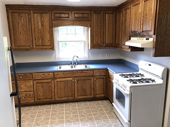 4th image of 1579 Rockbridge Rd
