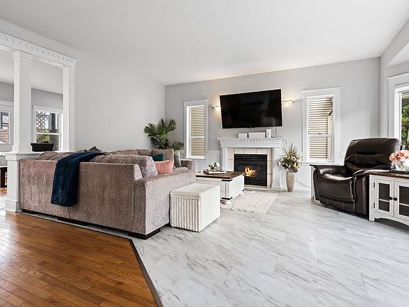 2nd image of 46405 Ashby Dr