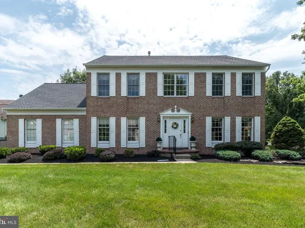 5041 Grundy Way, Doylestown, PA 18902