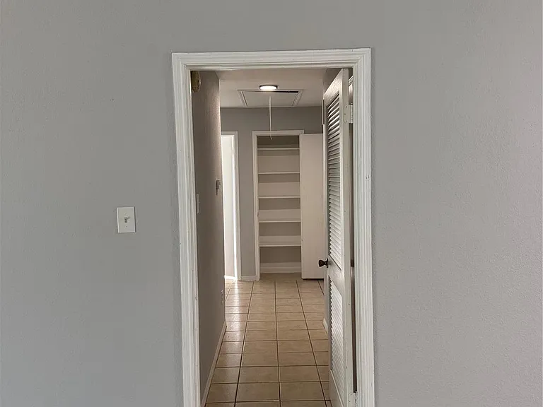 15722 Echo Canyon Dr — Photo 19