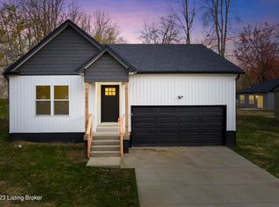 2002 Granger Rd, Fairdale, KY 40118