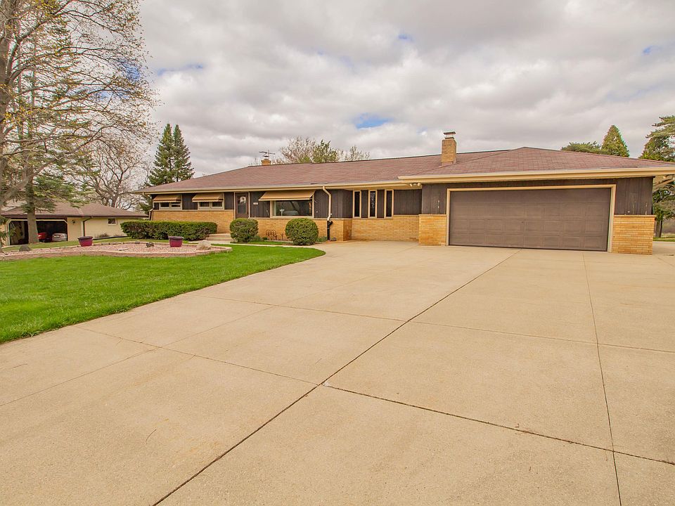 1st image of 16300 W Hansen Dr