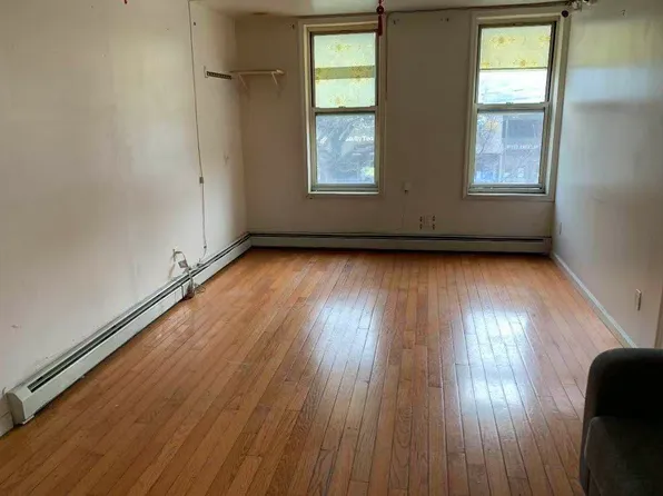 5912 8th Ave Floor 2, Brooklyn, NY 11220