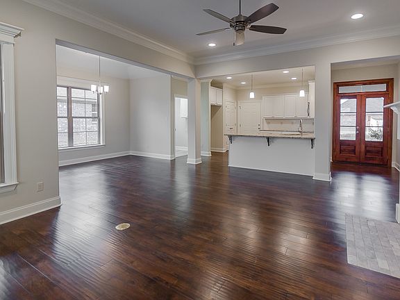 2nd image of 601 Braxton Drive