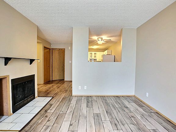 3rd image of 7255 Dalgliesh Dr #1