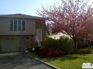 78 Sawyer Ave, West Babylon, NY 11704
