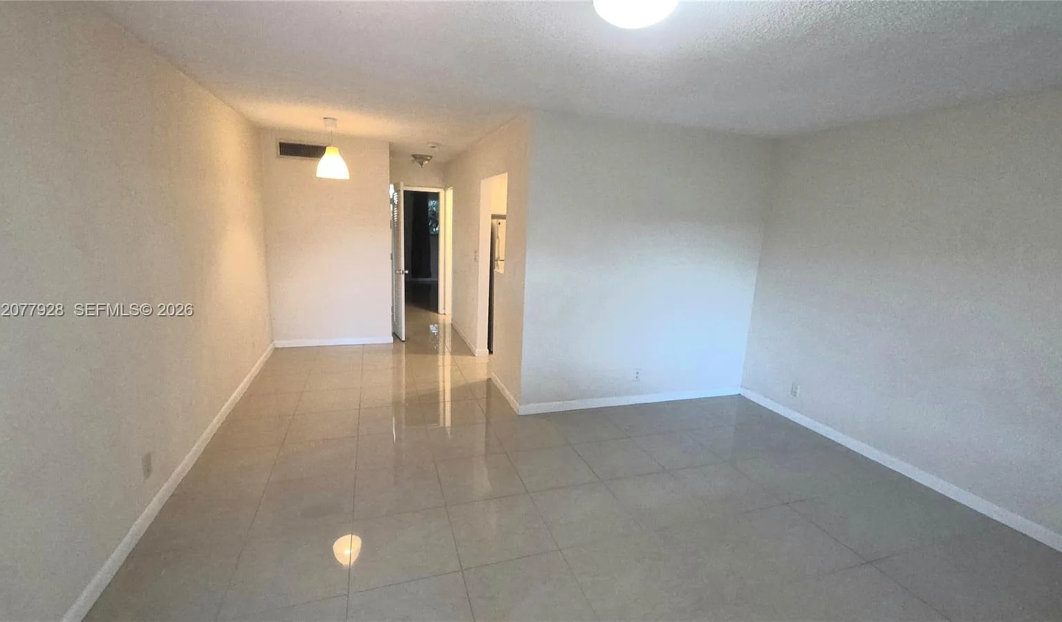 Montclair Gardens Condo — Photo 4
