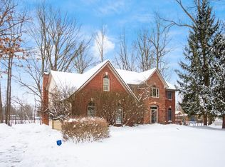 6680 Hawksnest Ct, Westerville, OH 43082