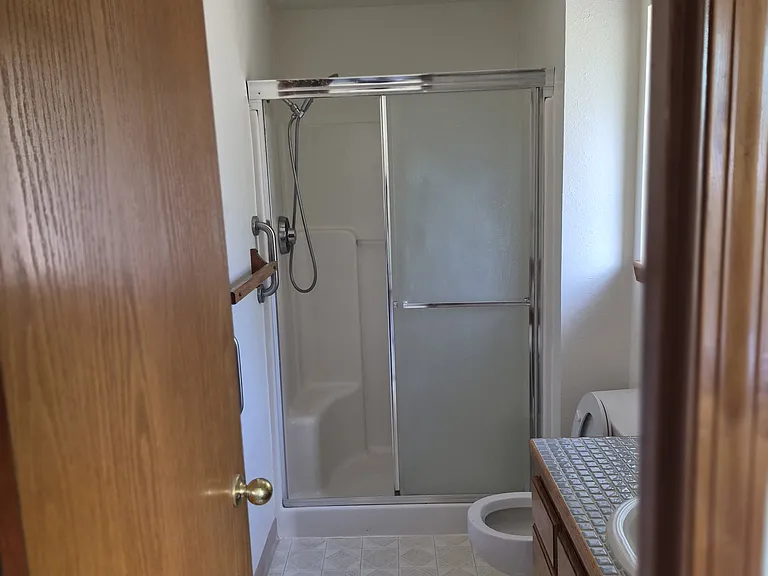 115 SW 22nd St — Photo 9