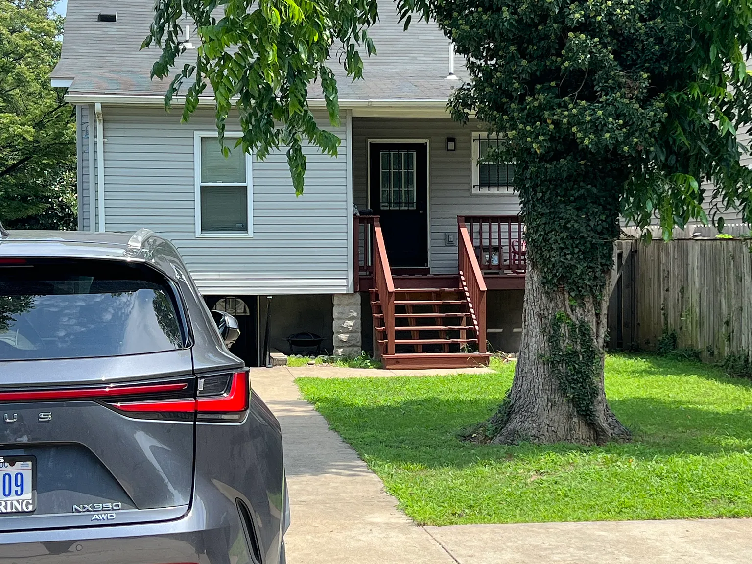4 bed, 2100 sqft, $6,000 — Photo 3