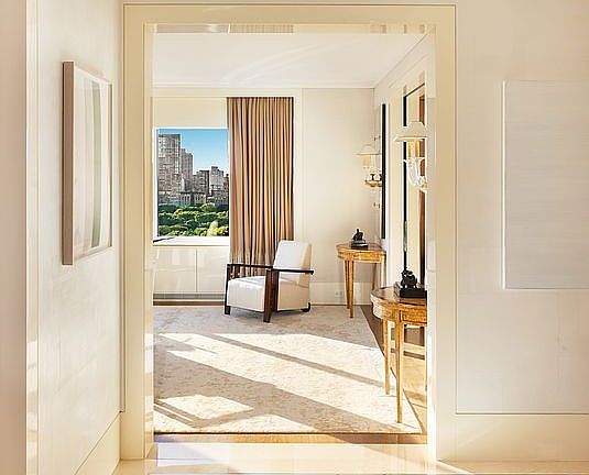 3rd image of 733 Park Ave Floor 27