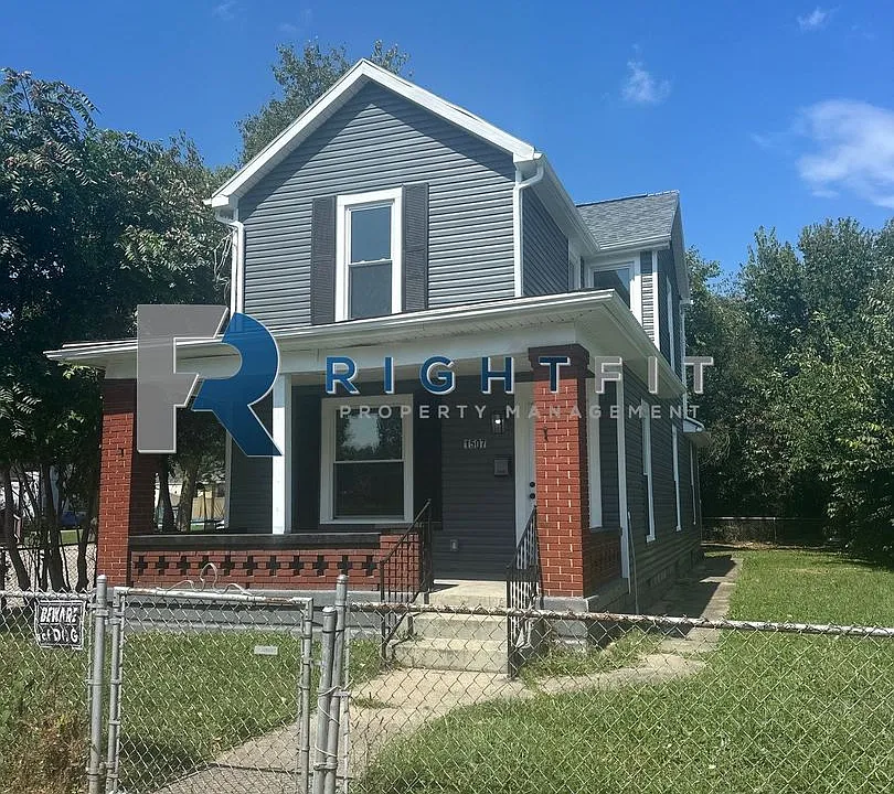 1507 Woodlawn Ave
