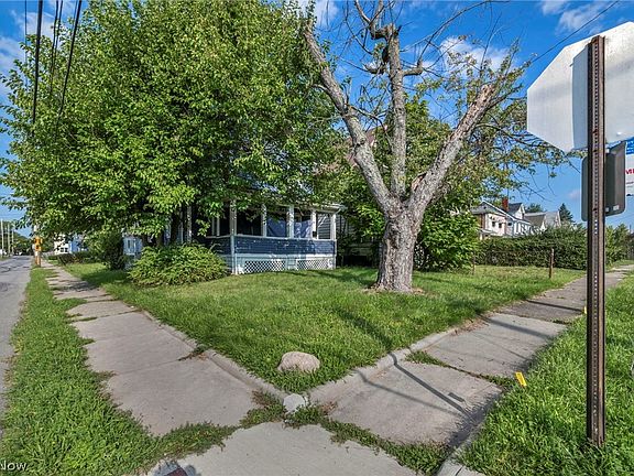 3rd image of 4316 E 128th St