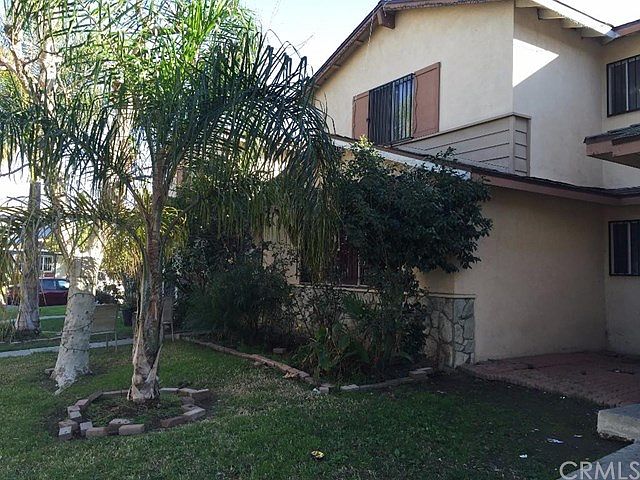2nd image of 4 Tomahawk Ln
