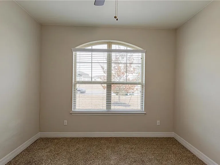 6224 Lake Teravista Way — Photo 14