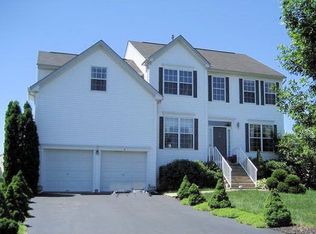 5 Kingstone Ln, East Windsor, NJ 08520