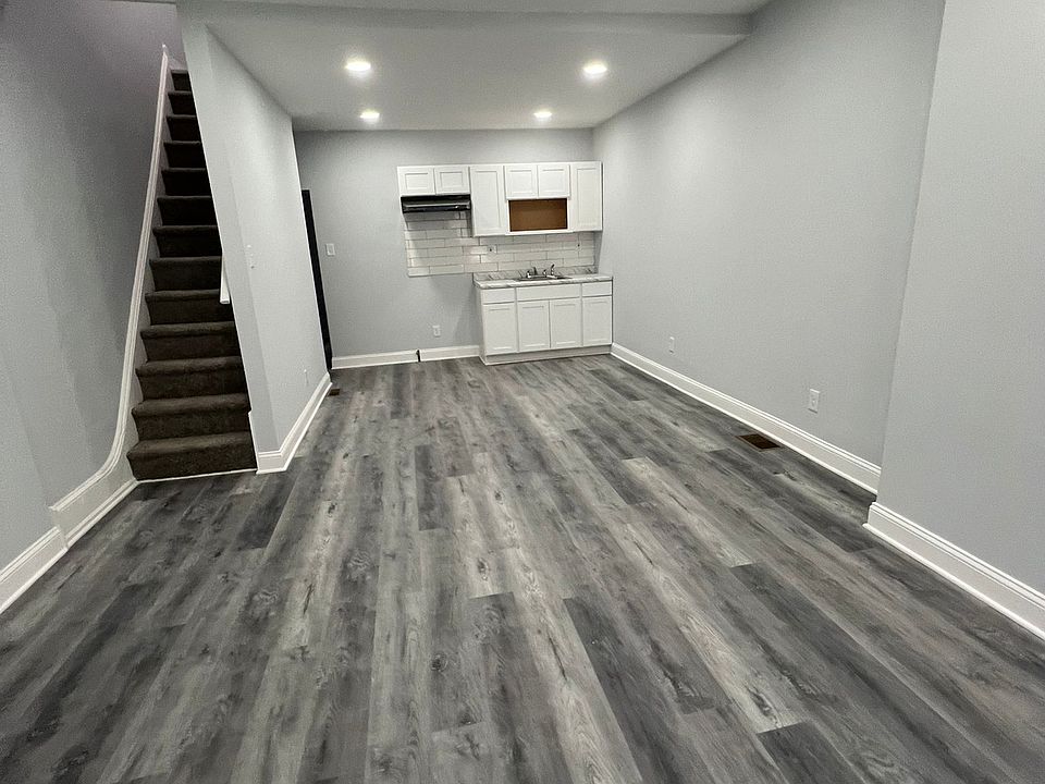 1st image of 3026 N Lawrence St