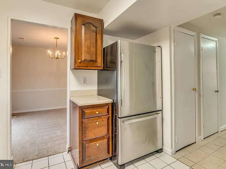 7732 Matisse Way — Photo 8
