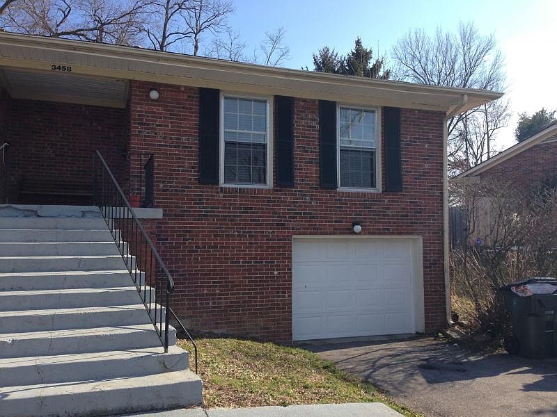 1st image of 3458 Lansdowne Dr #B