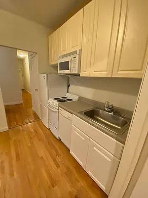 Rented by Best Apartments North Inc | media 31