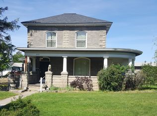 235 NE 3rd St, Hermiston, OR 97838