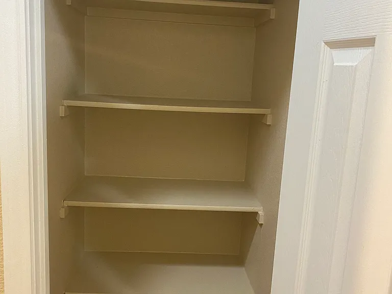 819 Walnut St — Photo 5