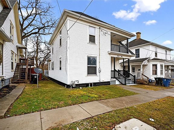 2nd image of 69 W Vine St