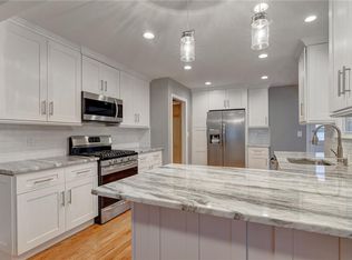309 Surrey Dr, New Rochelle, NY 10804