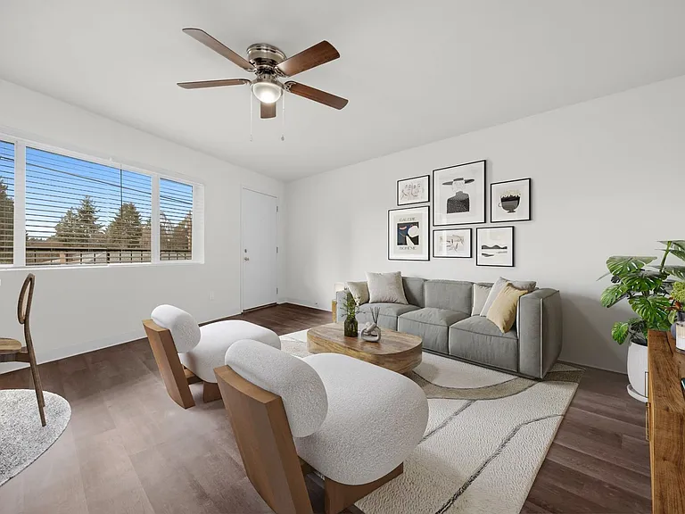 12000 Sand Point Way NE — Photo 4