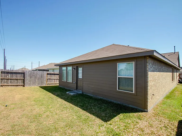 4355 Palmetto Grove Ln — Photo 31