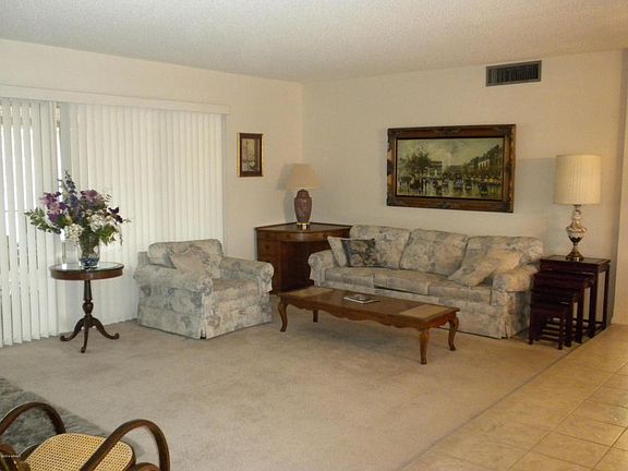 5th image of 11222 S Shoshoni Dr