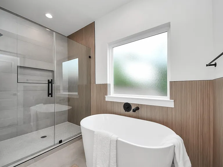 860 Rachel St #D — Photo 33