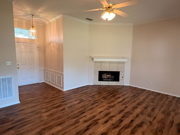 4th image of 1816 Waterton Cir