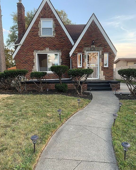 1st image of 5857 W Outer Dr