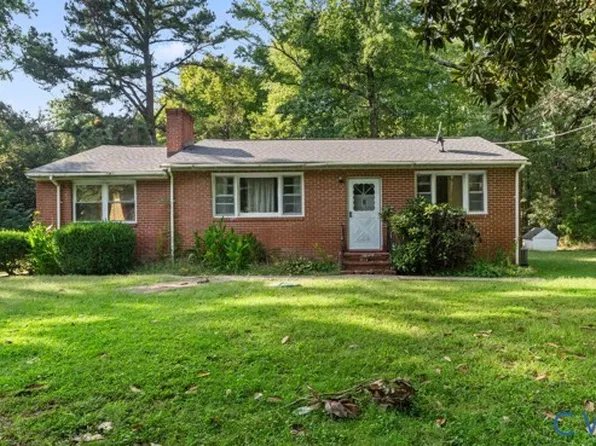 2187 Coles Point Rd, Hague, VA 22469
