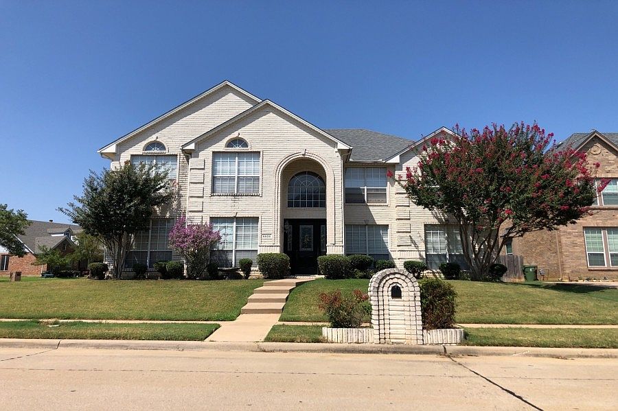 1st image of 6606 Fox Glen Dr