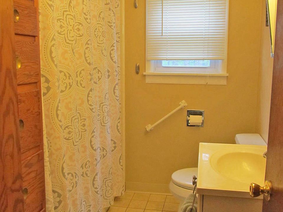 1st image of 6954 N 30th St