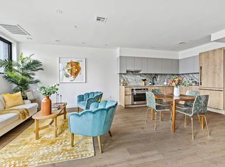 44 Box St PENTHOUSE A, Brooklyn, NY 11222