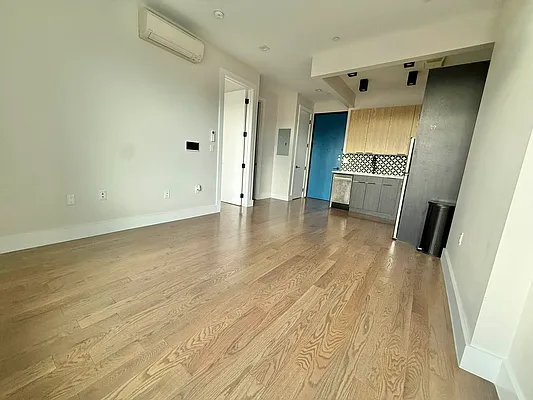 Rented by ERNY LLC | media 3