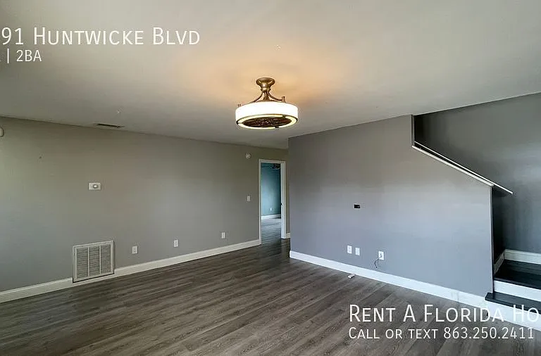 3791 Huntwicke Blvd — Photo 7