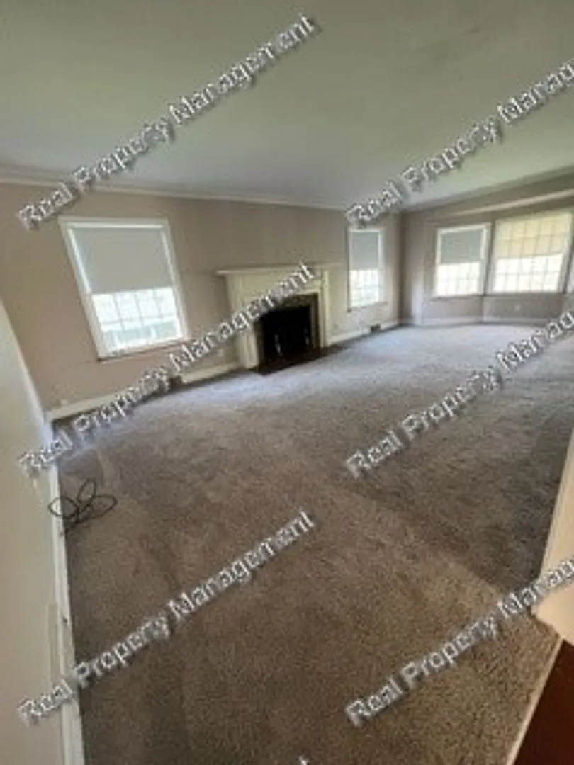 3 Bedroom Home — Photo 4