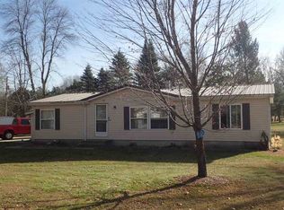 W5007 Woodland Rd, Shawano, WI 54166