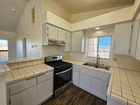 3rd image of 21411 Hacienda Blvd APT D