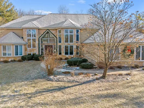 7677 Summerfield Drive, Verona, WI 53593