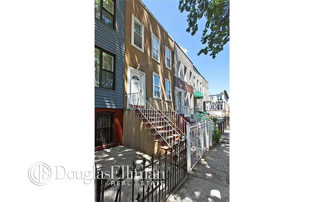 Sold by Douglas Elliman | media 4