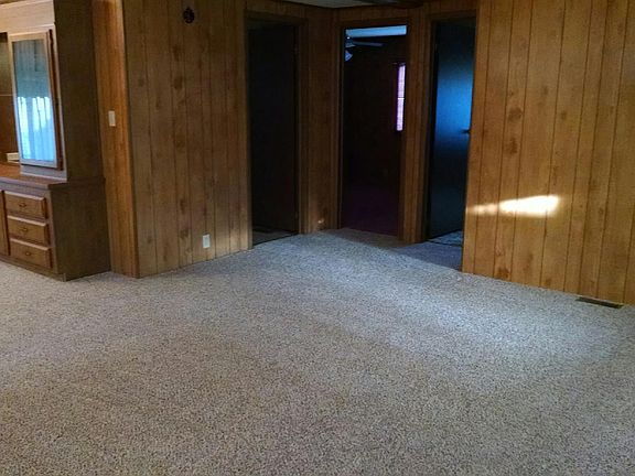 4th image of 741 Huehl Cir