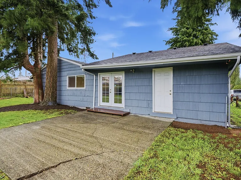 11851 SE 170th Pl #RENTON1 — Photo 9
